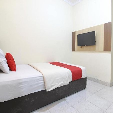 Reddoorz Plus Near Stadion Mandala Krida Yogyakarta Luaran gambar
