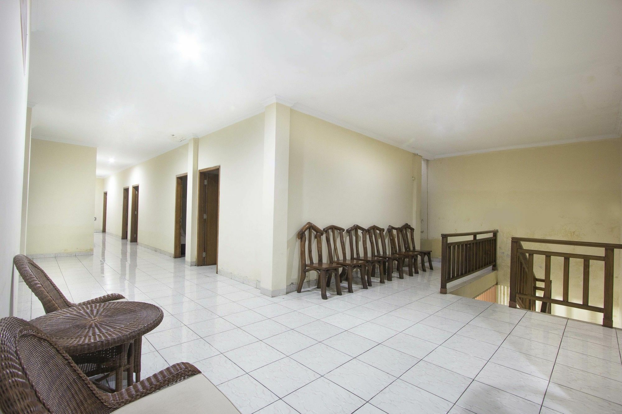 Reddoorz Plus Near Stadion Mandala Krida Yogyakarta Luaran gambar
